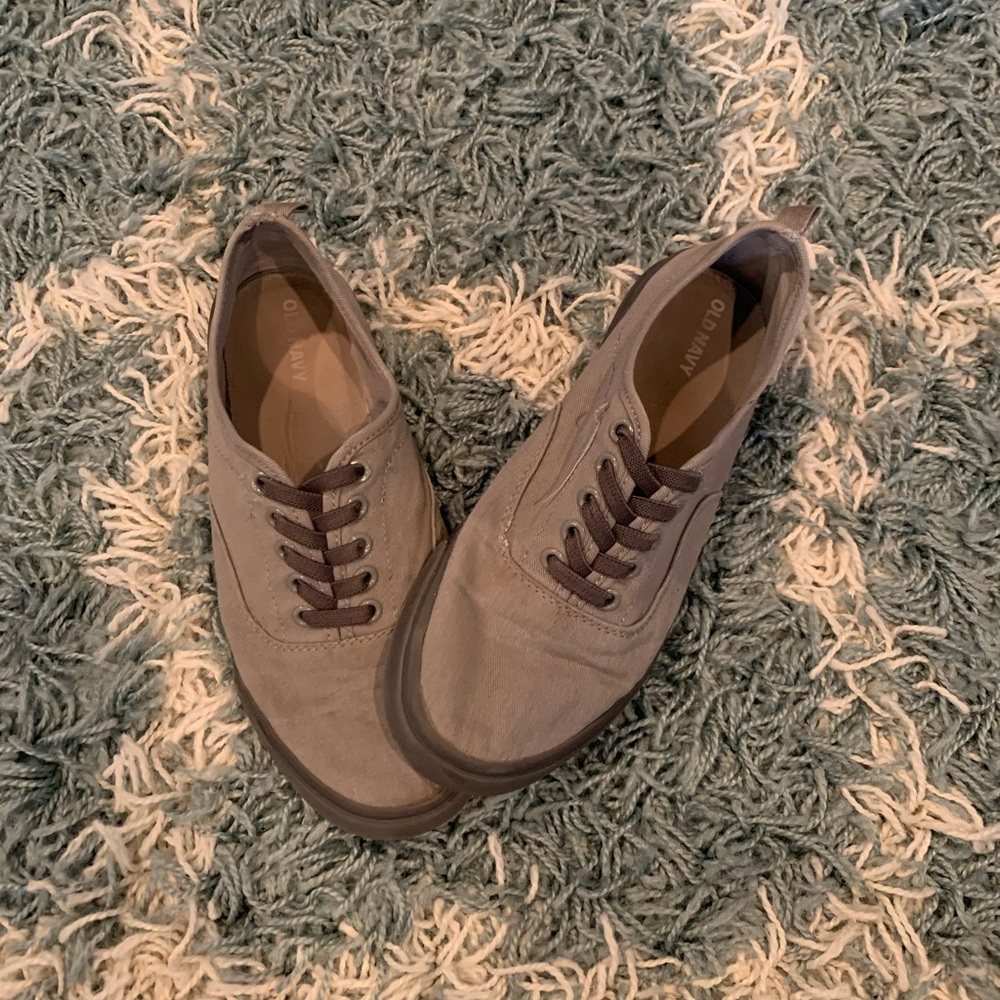 Old Navy slip on shoes